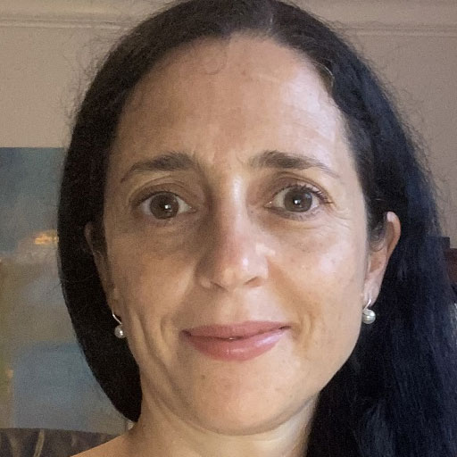 Photo of Dr. Ana Pinheiro Privette